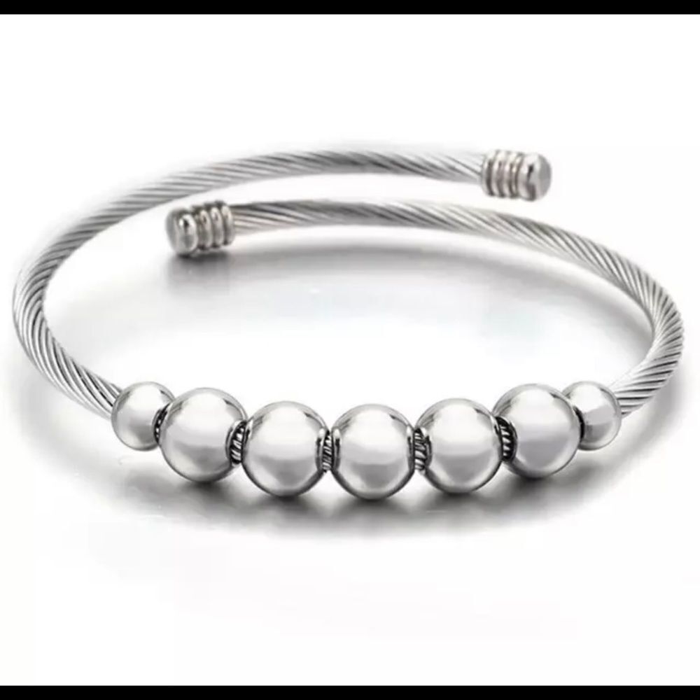 7 BEAD ADJUSTABLE FASHION SILVER BRACELET